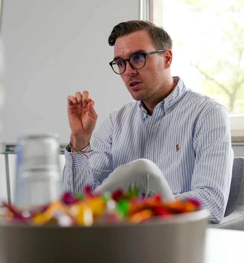 Nico Schad, Gründer von ASUKA
